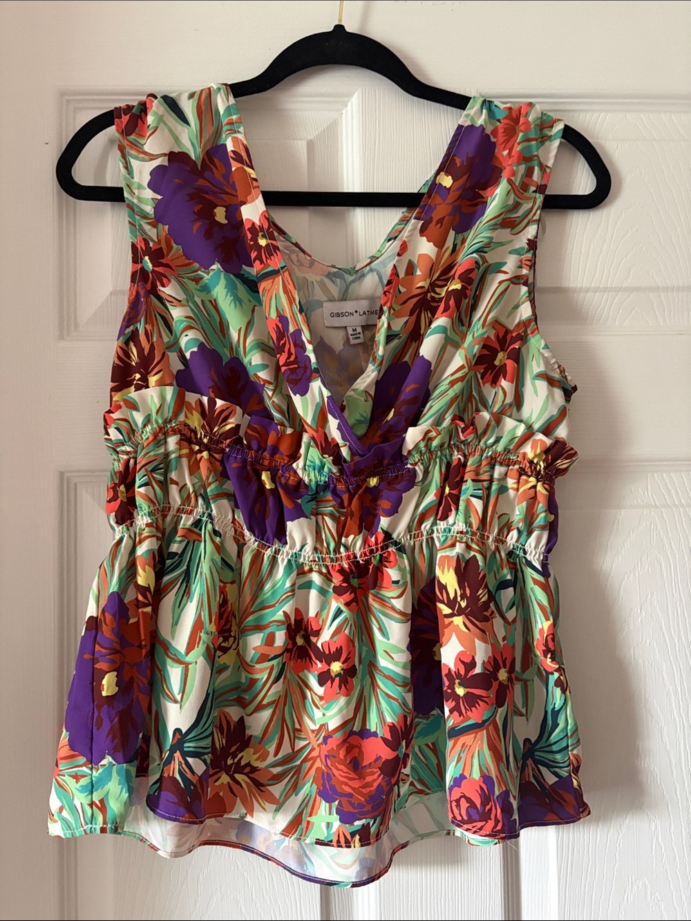 Gibson Latimer Purple & Green Floral V-Neck Sleeveless Top